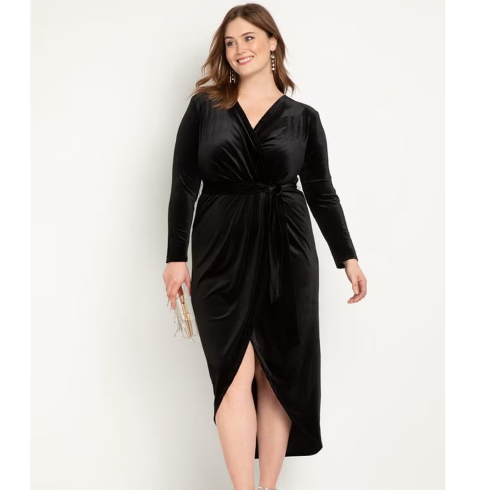 NWT Eloquii Black Velvet Long Sleeve Wrap Dress Bow Detailing Size 22